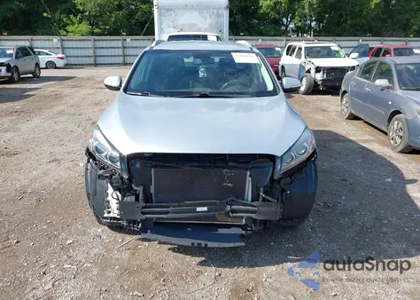 2018 Kia Sorento 3.3L Lx z USA, uszkodzony, nr VIN 5XYPG4A58JG394693